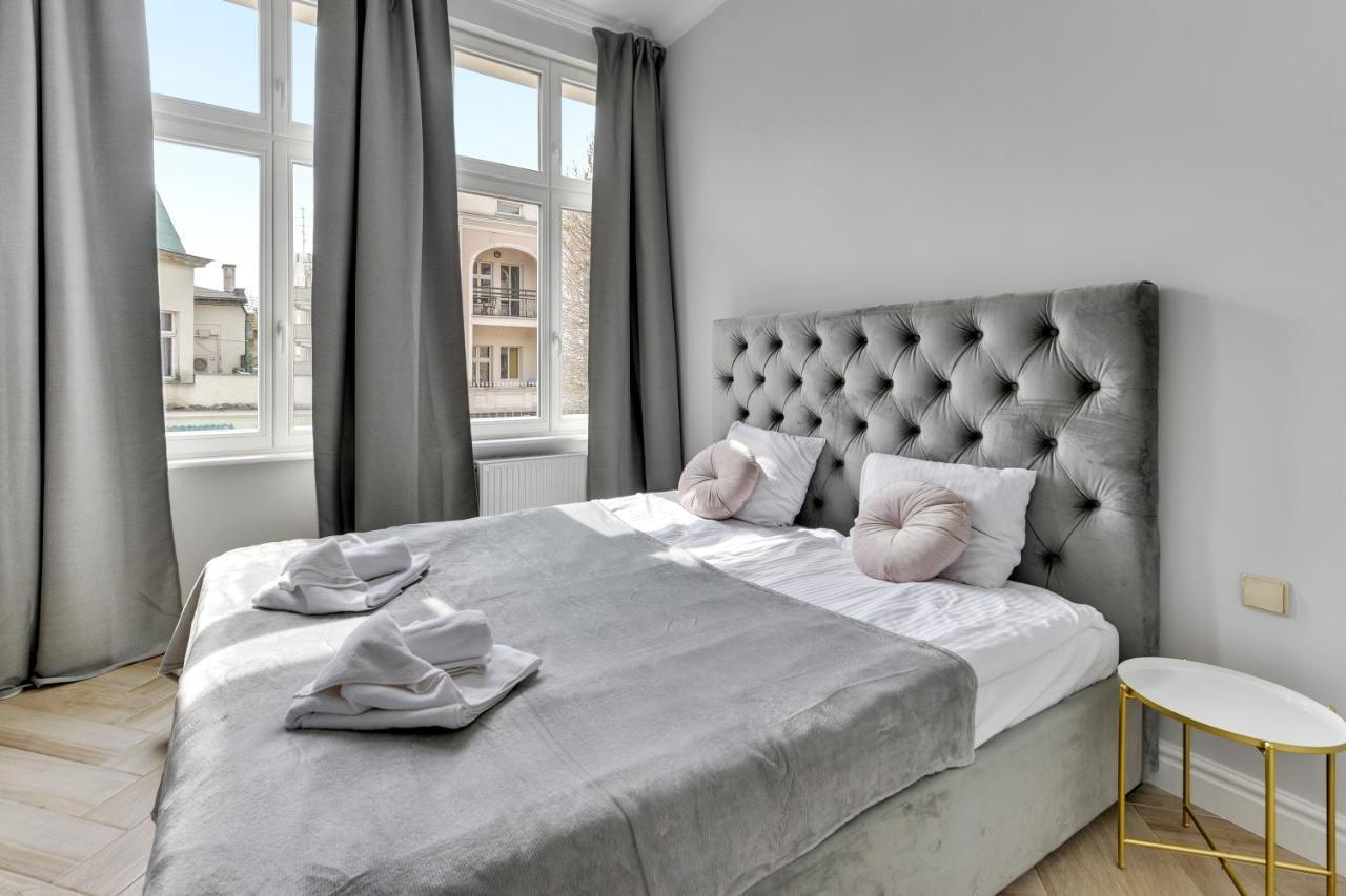 Monte Cassino 51 By Baltica * Sopot